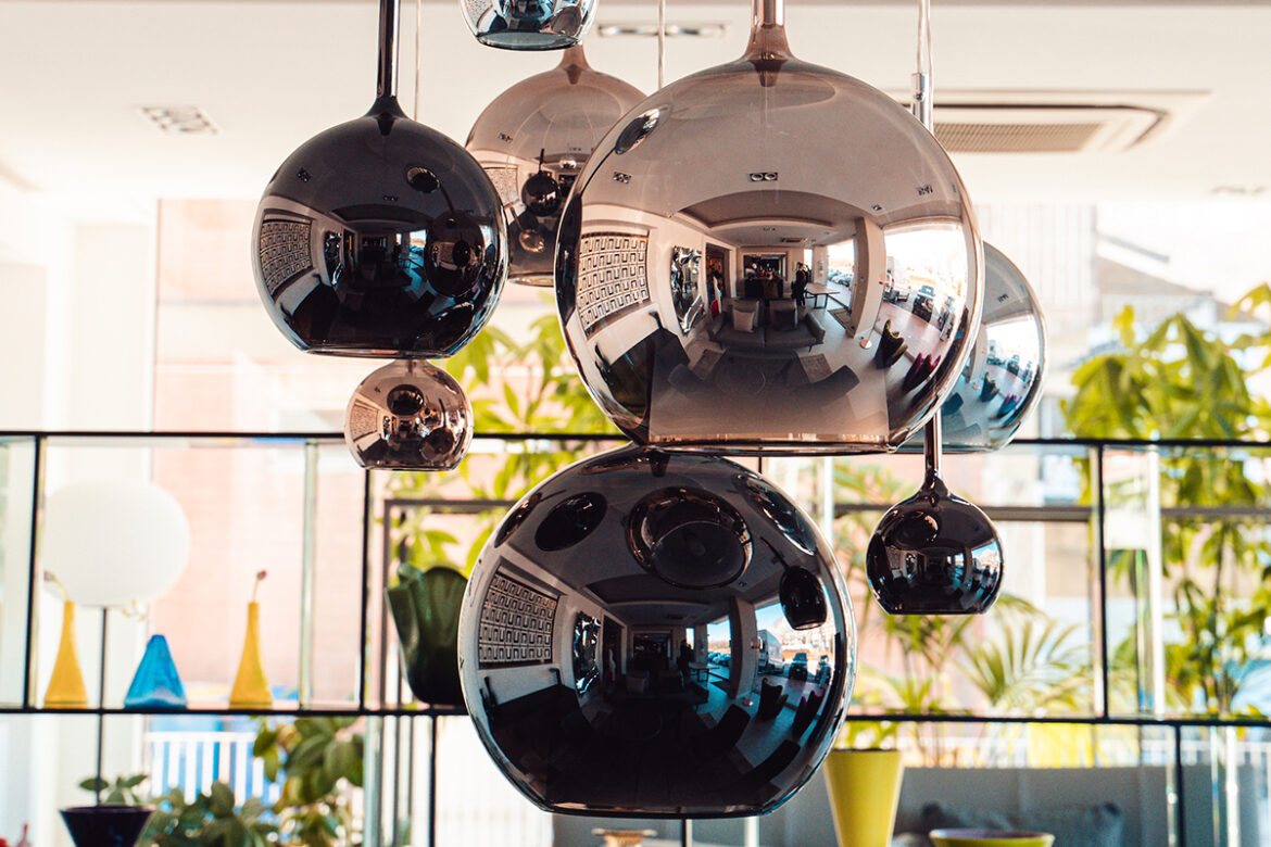 I Lampadari che trasformano la casa con i giochi di luce